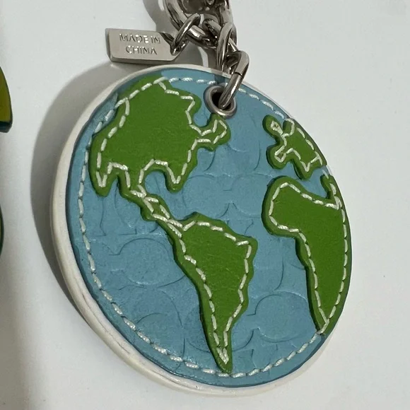 Coach Vtg Keychain Key Fob Earth Globe Dollar Sign Leather Charm Lot Of 2 - Picture 3 of 5